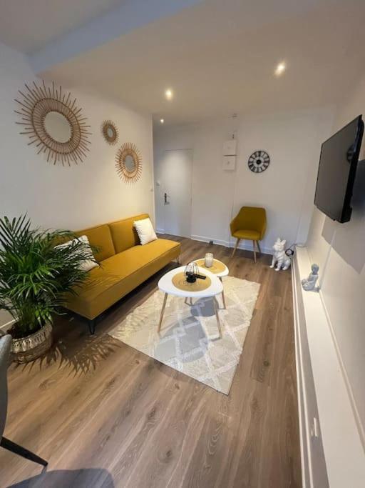 Le Sunny-Hyper Centre -Proche Gare - Paisible -Wifi Hd -Netflix-Ideal Couple Business Et Famille Niort Extérieur photo
